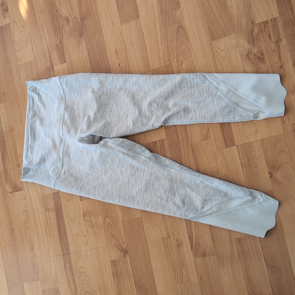 Lululemon Wunder Under High-Rise Scalloped Hem Crop Leggings 8 Silver Spoon